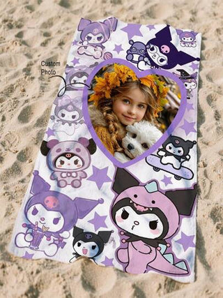 Sanrio قطعة واحدة من منشفة الشاطئ المخصصة ذات تصميم كوروميQمن شركة سانريو الرسمية، يمكن تخصيصها بصور، مصنوعة من الميكروفايبر الناعم والجاف سريعًا، امتصاص عالي للماء، بتصميم عصري، مناسبة للاستخدام في الحمام والمسبح والشاطئ والمنزل