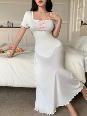 SHEIN فستان نوم للنساء بأكسسوار عقدة أنيقة ولون متباين