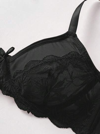 SHEIN ملابس داخلية أنيقة وجريئة، سلس بجودة عالية مع تطريز زهري شفاف وعقدة زخرفية، حمالة صدر رافعة بحشو مخفض للحجم