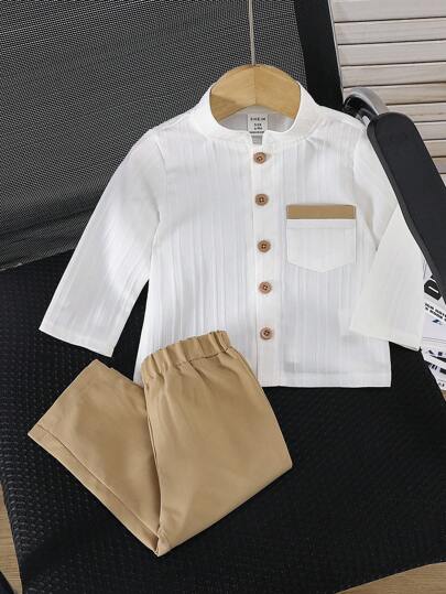 SHEIN Vintaside Kids مجموعة ملابس علوية اطفال ولادي بياقة قائمة وأكمام قصيرة مع أزرار و جيوب، وشورت خصر مطاطي، أسلوب كاجوال، رجعي،فضفاض ومريح للصيف، قطعتان