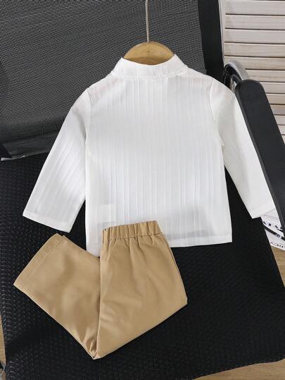 SHEIN Vintaside Kids مجموعة ملابس علوية اطفال ولادي بياقة قائمة وأكمام قصيرة مع أزرار و جيوب، وشورت خصر مطاطي، أسلوب كاجوال، رجعي،فضفاض ومريح للصيف، قطعتان