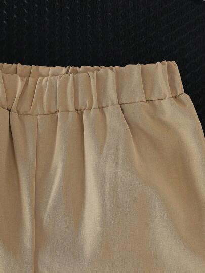 SHEIN Vintaside Kids مجموعة ملابس علوية اطفال ولادي بياقة قائمة وأكمام قصيرة مع أزرار و جيوب، وشورت خصر مطاطي، أسلوب كاجوال، رجعي،فضفاض ومريح للصيف، قطعتان