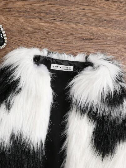 SHEIN معطف وبري متدرج ذو طباعة البقر ملون منفتح من الأمام قطعة واحدة ، سترة بدون أكمام للفتاة الصغيرة