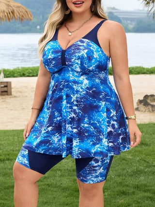 SHEIN CURVE+ مجموعة بيكيني ذات طبعة متدرجة الألوان للنساء ذوات الحجم الكبير بتصميم ظهر مكشوف، بدلة سباحة للاصطياف والعطلات البحرية