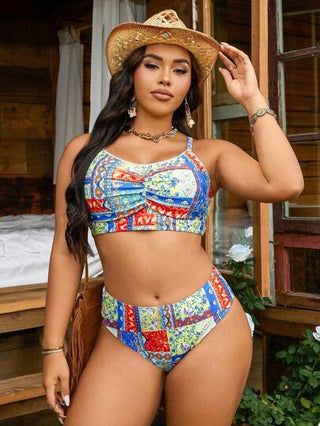 SHEIN Swim Curve مجموعة بكيني قطعتين مطبوع عليها زهور مناسبة للمرأة ذات الحجم الكبير، مناسبة للشاطئ والحمام