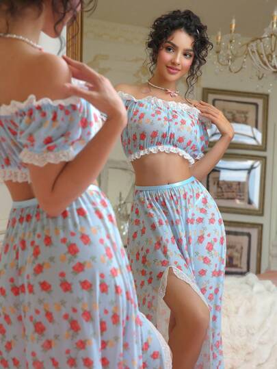 PetitDoll مجموعة ملابس داخلية نسائية صيفية من الشبك شبه الشفاف بطبعات زهرية، توب قصير منخفض الكتفين وتنورة مكشكشة وسروال داخلي لخروجات المناسبات