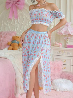PetitDoll مجموعة ملابس داخلية نسائية صيفية من الشبك شبه الشفاف بطبعات زهرية، توب قصير منخفض الكتفين وتنورة مكشكشة وسروال داخلي لخروجات المناسبات