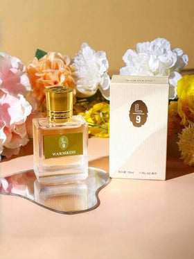عطر رومانسي سوداء وذهبية 50 مل، برائحة خفيفة طويلة الأمد، عطر للنساء، أكثر الأكثر مبيعًا خارج المنصة، معطر عطري بدون لهب، مناسب لأي مناسبة، منتج عالي الجودة، هدية لا غنى عنها