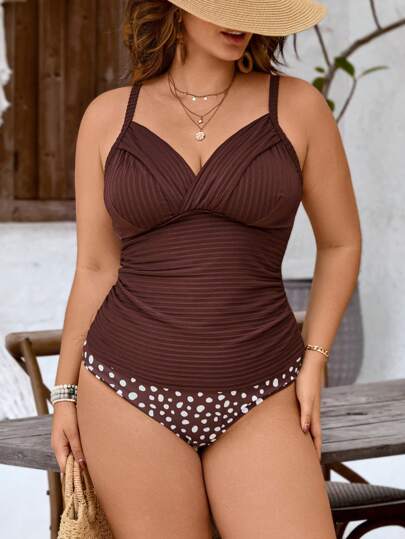Swim Lushoire مجموعة ملابس سباحة لقضاء العطلات الشاطئية للمرأة ذات الحجم الكبير، تتكون من ملابس علوية قصيرة رقبة الحلقة بلون واحد وبنطال بطبعة جلد النمر