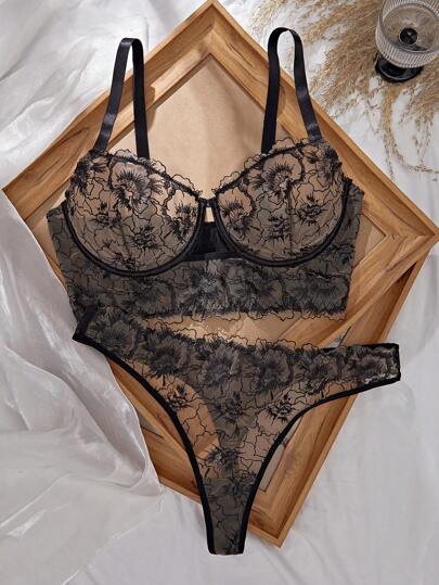 SHEIN Esselle مجموعة سوتيان وسروال داخلي مطرزة شفافة بحجم كبير للنساء، مجموعة ملابس داخلية من الدانتيل، مجموعة ملابس داخلية مخصصة، مجموعة ملابس داخلية شفافة، مجموعة ملابس داخلية بزهور، رفع