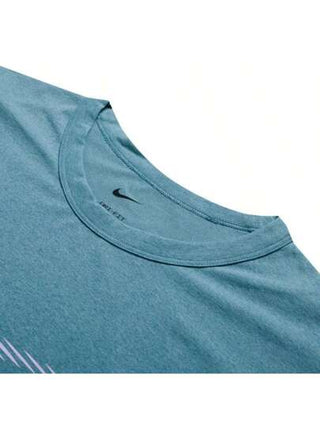Nike قميص نيك تي-شيرت نصف كم سريع الجفاف نسيج لينAndرياضي من مجموعة هايفرس، للياقة البدنية والتدريب للرجال، رقم الموديل HQ7988-006