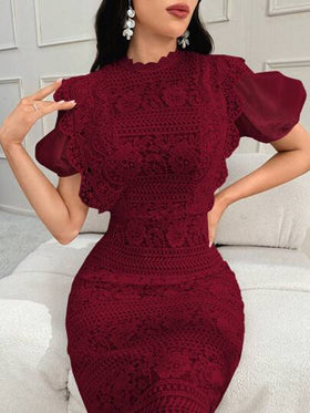Modelyn فستان مساء طويل بأكمام منفوخة وظهر مفتوح مزين بدانتيل جيبور