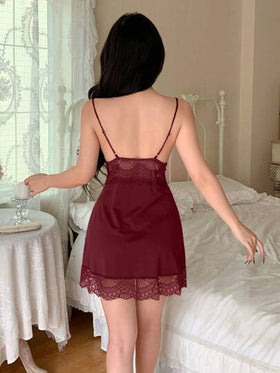 SHEIN قميص نوم نسائي أنيق بلون صلب ولحمة مع حزام خصر بتطريز