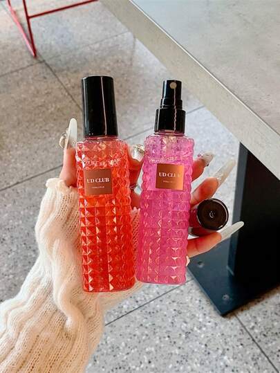 زجاجة واحدة 100 مل رذاذ عطر للأقمشة، معطر هواء، رائحة طازجة ولطيفة وطويلة الأمد، مناسبة لديكور المنزل والملابس والحمام والغرفة والخزانة والصالة المعيشية والسيارة، ضروري للعطلات