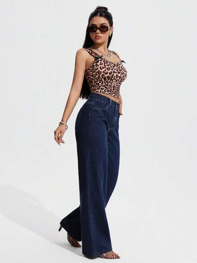 SHEIN PETITE سراويل جينز مستقيمة وعملية للنساء بأزرار أمامية، إطلالة كاجوال وعصرية