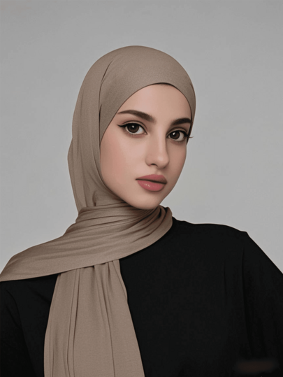 قطعة واحدة وشاح كاجوال أنيق بلون أساسي مع شراريب، قماش تريكو ممتاز، حجاب توربان مناسب للحياة اليومية والسفر والمناسبات مع الفستان