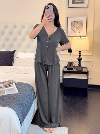 SHEIN بيجاما نساء كاجوال محبوكة ذات لون واحد وأكمام قصيرة مريحة للنوم