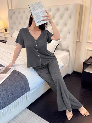 SHEIN بيجاما نساء كاجوال محبوكة ذات لون واحد وأكمام قصيرة مريحة للنوم