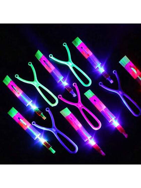 50 قطعة صاروخ سهم مضيء ومروحية طائرة بإضاءة LED هدية ممتعة لحفلات، مقذوف بحزام مطاطي، لوازم أجواء الحفلات