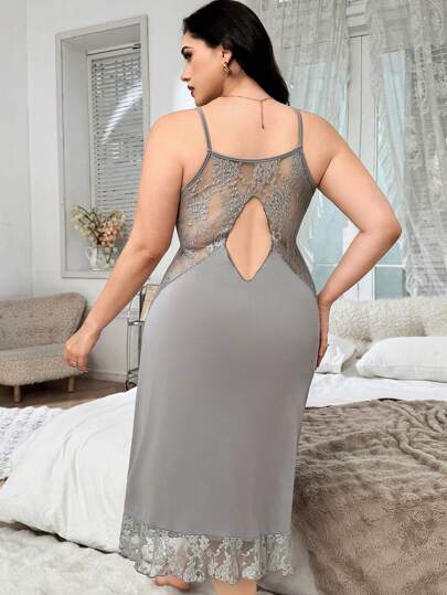 SHEIN ثوب نوم نسائي بحجم كبير مرقع بالدانتيل مفتوح من الظهر