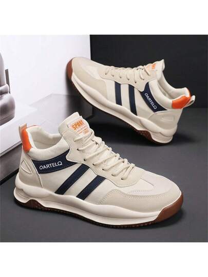 حذاء رياضة رجالي جديد للعام 2025 بتصميم كاجوال رجعي له نعل سميك قابل للتنفس مضاد للانزلاق, يميل إلى الضيق، ننصح بطلب مقاس أكبر لقدم عريضة