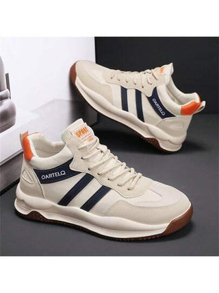 حذاء رياضة رجالي جديد للعام 2025 بتصميم كاجوال رجعي له نعل سميك قابل للتنفس مضاد للانزلاق, يميل إلى الضيق، ننصح بطلب مقاس أكبر لقدم عريضة