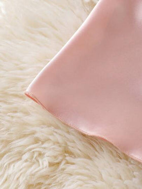 SHEIN فستان نوم ماكسي من الساتان المثقوب والمربوط بالدانتيل مجموعة من قطعتين، فستان نوم للنساء، تفاصيل مريحة وأنيقة للخريف والشتاء
