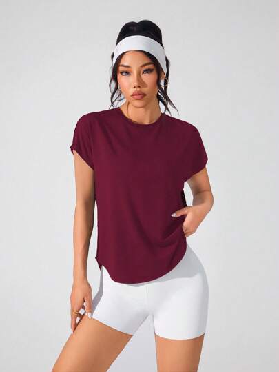SHEIN Sport Studio تي شيرت رياضي للنساء بأكمام قصيرة وياقة مستديرة، بتصميم شبكي هندسي ملوّن