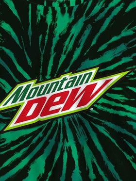 Mountain Dew X SHEIN تي شيرت رجالي بتصميم فضفاض مع نقشات صباغة باللون وطباعة حرف، أكمام قصيرة، منسوج بخامة مريحة للاستخدام الكاجوال في الصيف