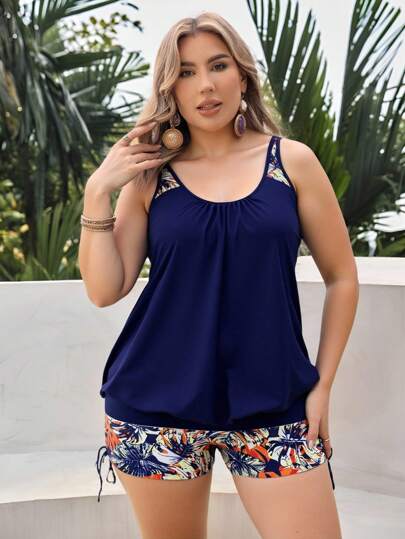 SHEIN Swim Curve مجموعة بكيني كاجوال وعطلة للنساء مقاس كبير، سترة من قطع ملونة وطباعة بياقة دائرية، بحمالات قابلة للتعديل وبنطلون بخصر عالٍ مع سير خصر وحاشية مطوية، مناسب للشاطئ