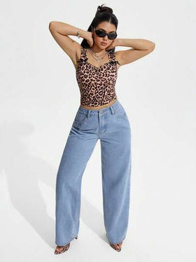 SHEIN PETITE سروال جينز نسائي بقصة ساق واسعة متعدد الاستخدامات بجيوب وطول عادي بلون واحد
