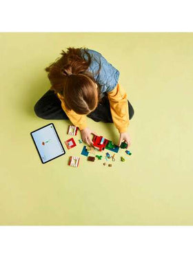 LEGO مجموعة ليجو ماينكرافت تي إن تي جنجل هاوس 21275، لعبة فيديو قابلة للجمع، لعبة بناء إبداعية لديكور ألعاب، هدية عيد ميلاد، مجموعة مغامرات تفاعلية لأطفال الألعاب بعمر 8 سنوات فأكثر