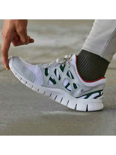 Nike أحذية رياضية رجالي، شبكي منفذ للهواء مناسب للربيع والصيف، أحذية موضة كاجوال مريحة لا تغطي القدم بالكامل، أحذية جري قليلة الوزن بنعل امتصاص للصدمات