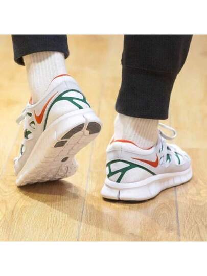 Nike أحذية رياضية رجالي، شبكي منفذ للهواء مناسب للربيع والصيف، أحذية موضة كاجوال مريحة لا تغطي القدم بالكامل، أحذية جري قليلة الوزن بنعل امتصاص للصدمات