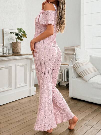 SHEIN مجموعة ملابس منزلية نسائية قصيرة الأكمام بطباعة ملمس الأقواس متناظرة الأكتاف مع ربطة عنق كاجوال