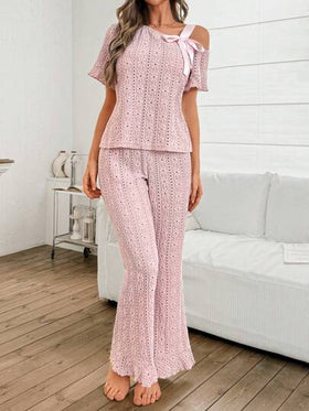 SHEIN مجموعة ملابس منزلية نسائية قصيرة الأكمام بطباعة ملمس الأقواس متناظرة الأكتاف مع ربطة عنق كاجوال