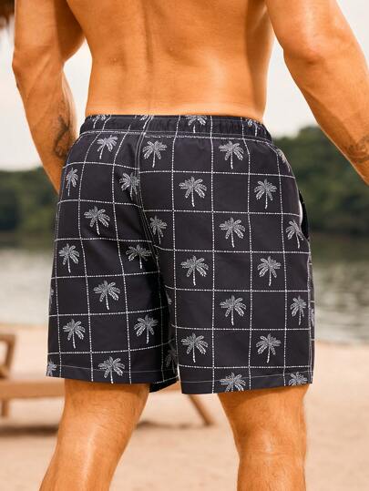 Manfinity Swimmode شورتات شاطئ رجالية قصيرة ذات خصر بحبل وطباعة أشجار النخيل