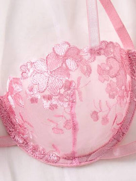 SHEIN مجموعة ملابس داخلية نسائية مكونة من 2 قطعة، سماوي اللون، مطرزة بالدانتيل وبتصميم رباط جذاب