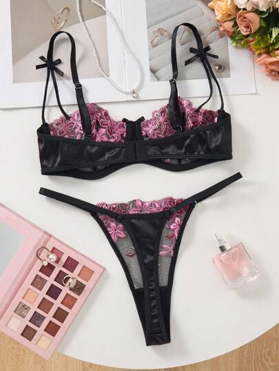 SHEIN مجموعة ملابس داخلية نسائية رومانسية زهرية مطرزة 2 قطعة