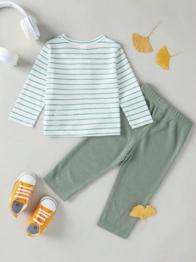 SHEIN Playful Pals مجموعة ملابس طفل ولد مكونة من 2 قطعة، قميص كم طويل مخطط بطراز كلاسيكي وبنطلون بلون مغاير، مناسبة للربيع/الخريف، للارتداء اليومي، للخروجات، الحفلات، العطلات، الحدائق