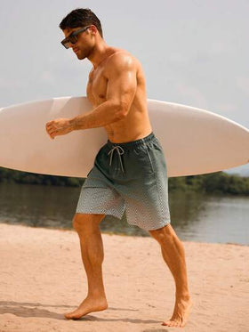 Manfinity Swimmode شورتات شاطئية رجالية بخصر رباط واسحب من قماش الأومبير، كاجوال للإجازة