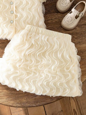 SHEIN Elladie kids طقم تنورة وبلوزة مزخرفة بالأزهار على أكمام قصيرة على الطراز الكوري الأنيق، 2 قطعة مجموعة، جميلة وحلوة للصيف