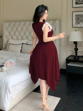 SHEIN فستان نوم أنيق للنساء بياقة على شكل حرف V وتريم من الدانتيل وحاشية غير متماثلة