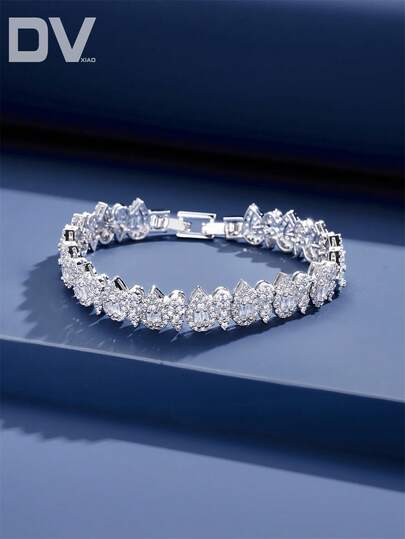DV JEWELRY زوار واحد من أساور المرأة الفاخرة مطلي بالذهب الأبيض مزود بحجر الزركونيا المكعب، مجوهرات أنيقة للمواعدة والزفاف والحفلات وأعياد الذكرى هديةرمضان