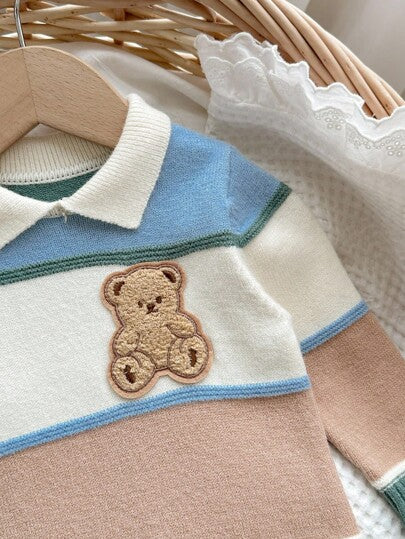SHEIN جمبسوت رضيع ولد كارتوني ذو طباعة لون كتل وياقة بولو و أكمام طويلة، ملابس خريفية