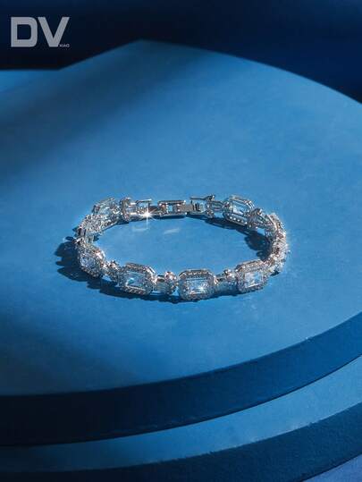 DV JEWELRY 1 سوار للنساء مطلي بذهب أبيض عليه ، مجوهرات أنيقة للمناسبات كالمواعيد والأعراس والأعياد والذكرى السنويةرمضان