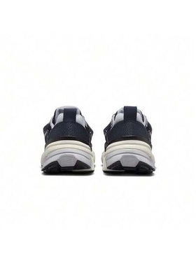 Nike أحذية رياضية كاجوال مبطنة للرجال من نايك V2K RUN HJ4497-400