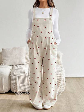 SHEIN جمبسوت سائبة بجيوب وبطبعة قلب مناسبة للحوامل