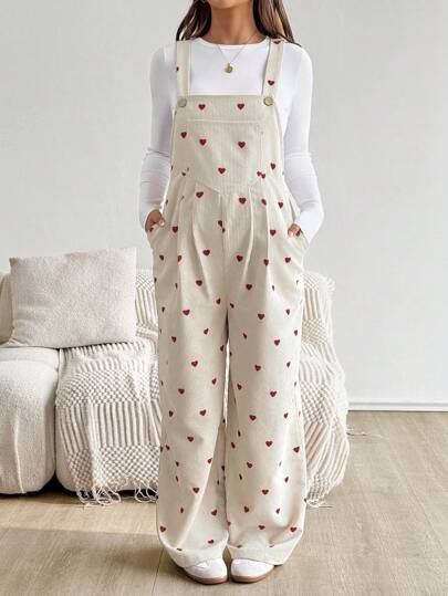 SHEIN جمبسوت سائبة بجيوب وبطبعة قلب مناسبة للحوامل