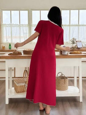 SHEIN فستان نوم قصير الأكمام للنساء مع تطريز دانتيل، تصميم ياقة مربعة وتفاصيل أزرار، زخرفة زهرية مطرزة، فستان استرخاء أحمر، فستان نوم أحمر، فستان منزلي أحمر للنوم، ملابس نوم عيد الميلاد